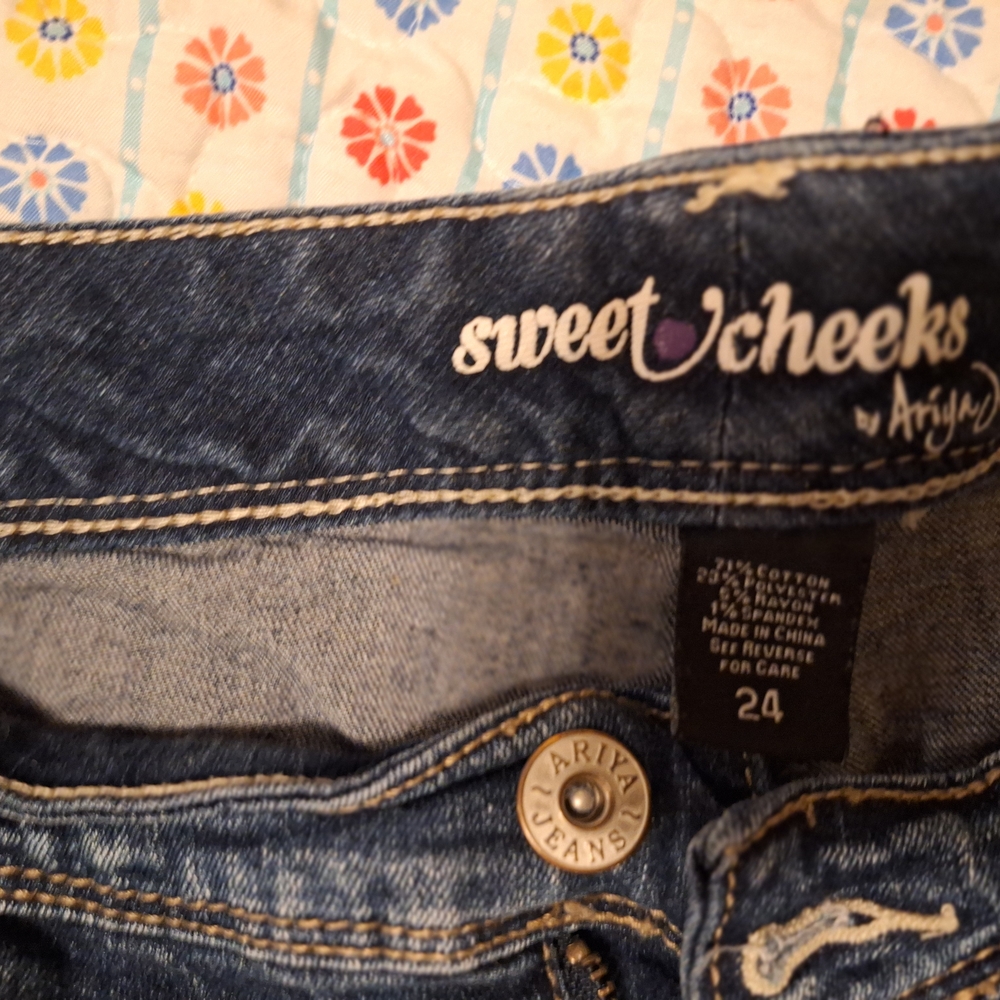 Sweet Cheeks by Ariya Women's Blue Jean Shorts